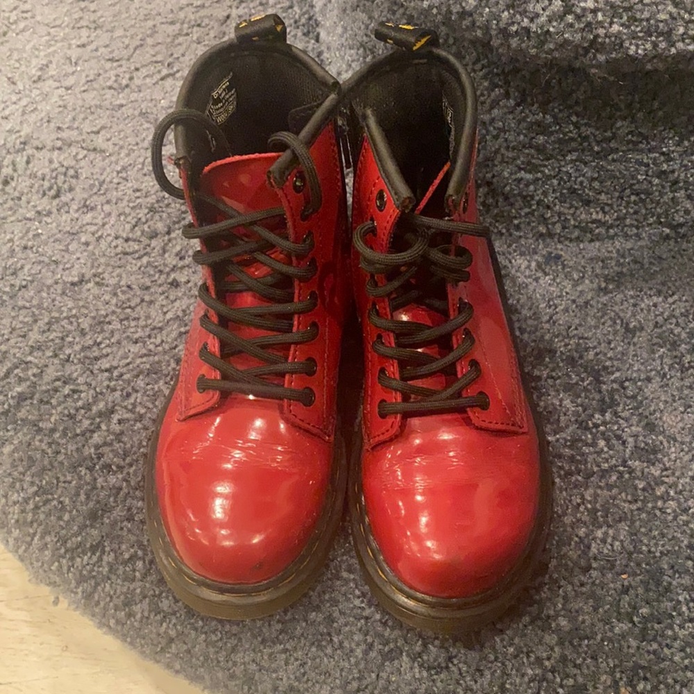 Dr Martens burgundy Boots little Girls ankle booties with side zipper&lace 13